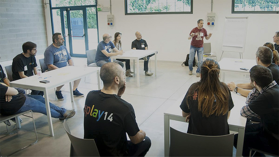 Figura 10 – Un momento del gioco Negotiation game, in cui si riflette sulla strategia più giusta da adottare.