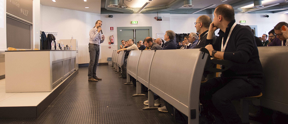 Figura 1 – Il keynote di apertura in cui Andrea Provaglio ha parlato di leadership in contesti agili.
