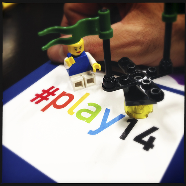 Figura 13 – Il gioco Lean Startup Lego Game: nella foto, un pezzo del prototipo realizzato dalla mia squadra e con il quale siamo andati alla discussione dal cliente: si tratta di un oggetto di pura fantasia, ma utile per capire come strutturare una tipica sessione di discussione e confronto col cliente.